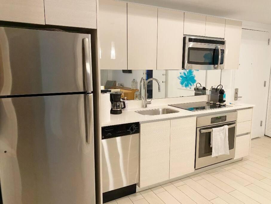 Miami Beach 1B/1B Incredible View Apartment With Kitchen 할렌데일비치 외부 사진