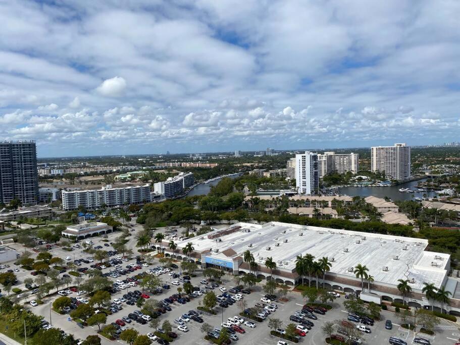 Miami Beach 1B/1B Incredible View Apartment With Kitchen 할렌데일비치 외부 사진